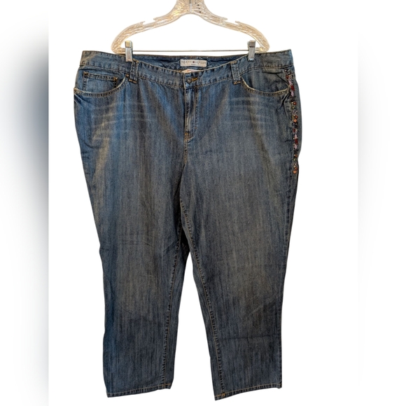 Tommy Hilfiger Distressed Beaded jeans Size 24W EUC - Picture 1 of 10